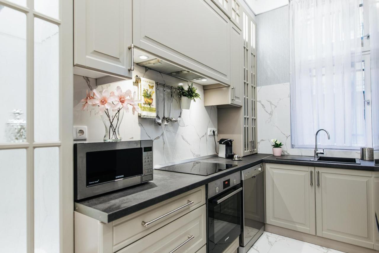 Parliament Square Apartment Budapeste Exterior foto